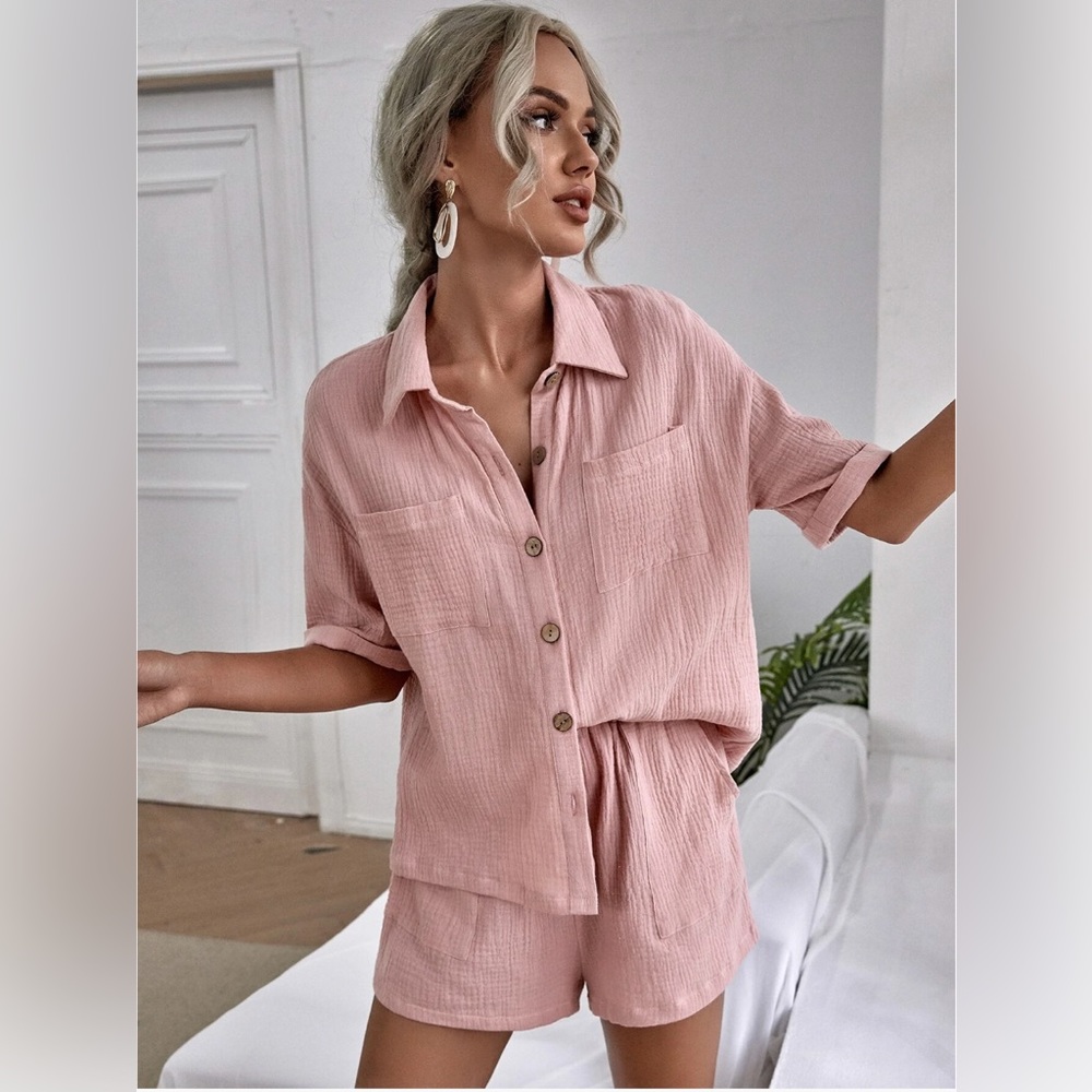 Blouse and shorts set